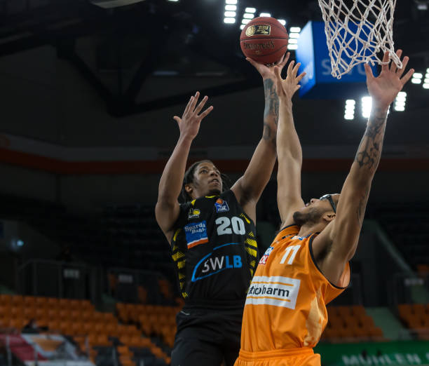 在采访中 在采访中