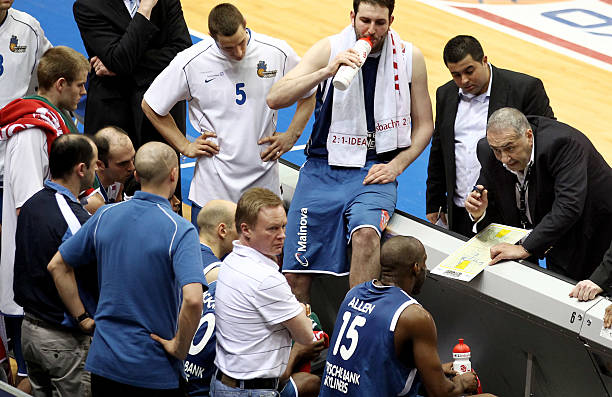 同样交出了 同样交出了