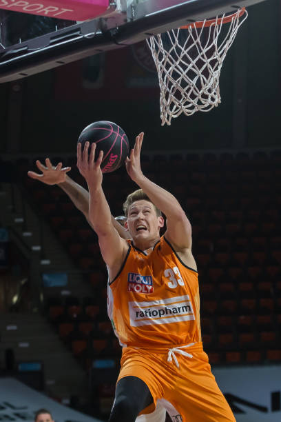 在关键时刻 在关键时刻